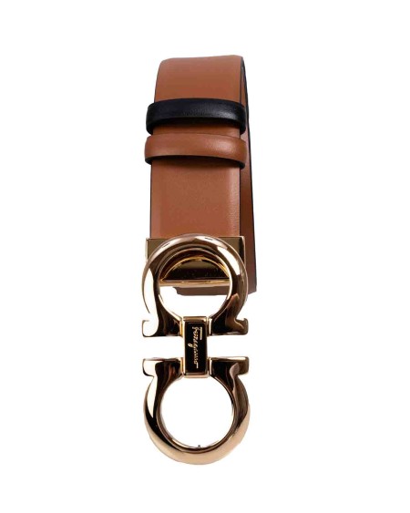 Shop SALVATORE FERRAGAMO  Belt: Salvatore Ferragamo Gancini reversible belt in hammered calfskin.
Two-tone.
Adjustable length.
Height: 3.5cm.
Composition: 100% calf.
Made in Italy.. 23A564 674471-532NERO/CUOIO